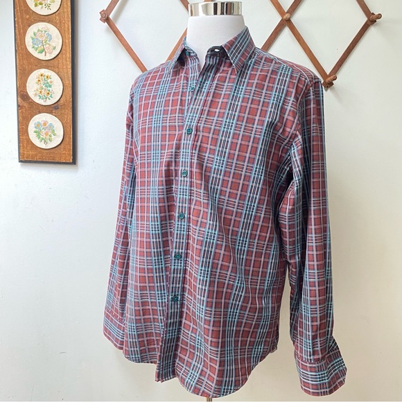 Robert Graham Plaid Button Up Flip Cuff Shirt - Picture 8 of 16